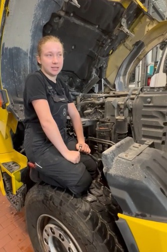 Automobil-Mechatroniker/in EFZ