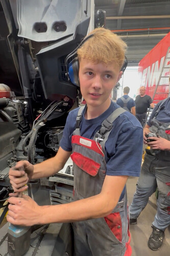 Automobil-Fachmann/-frau (Nutzfahrzeuge) EFZ