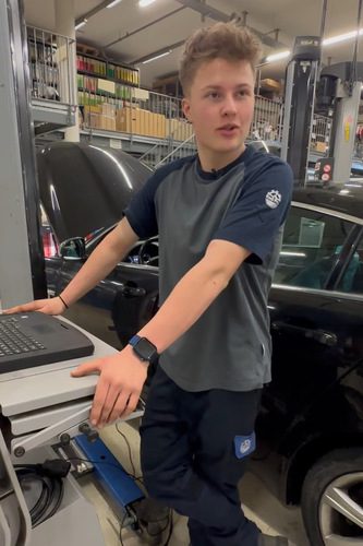 Automobil-Fachmann/-frau (Personenwagen) EFZ