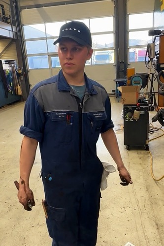 Automobil-Mechatroniker/in (Nutzfahrzeuge) EFZ