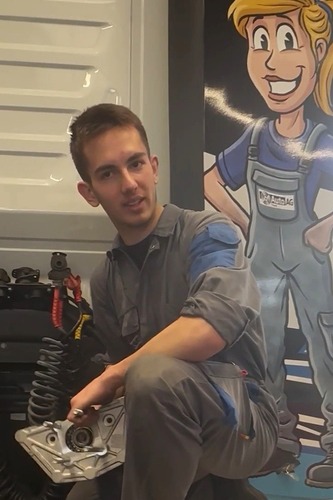 Automobil-Mechatroniker/in (Nutzfahrzeuge) EFZ